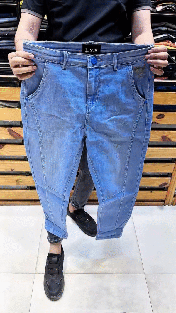 Men’s Panel-Stitched Tapered Denim – Street-Ready Vibes 👖