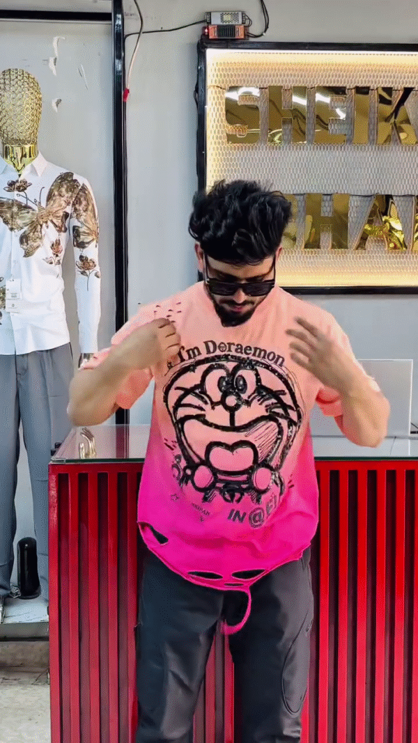 Goofy Vibes Oversized Cartoon Tee – Streetwear Edition - Image 4