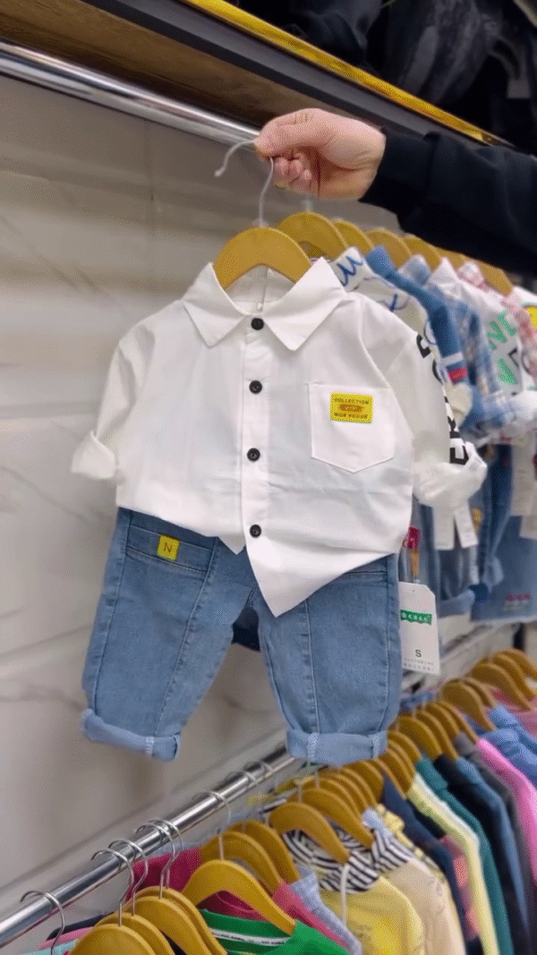 Stylish Boys’ Casual Set – Denim Jeans & Button-Up Shirt (1–4 Years) - Image 3