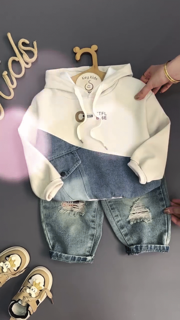 Trendy Patchwork Hoodie & Ripped Denim Set for Kids – Stylish & Comfy! - Image 2