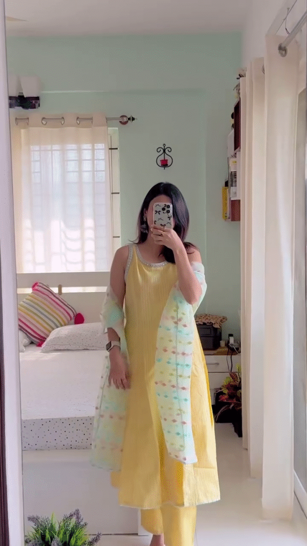 Floral Print Cotton Kurta Set with Contrast Dupatta – Available in 6 Colours
