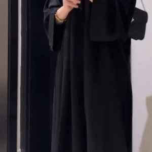 🖤 Midnight Elegance Abaya – Where Mystery Meets Modesty