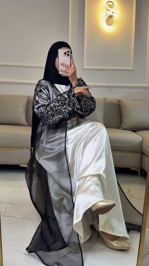 🖤 Noir Sequin Glow Abaya