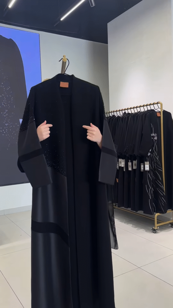 🌌 Starlit Luxe Black Abaya