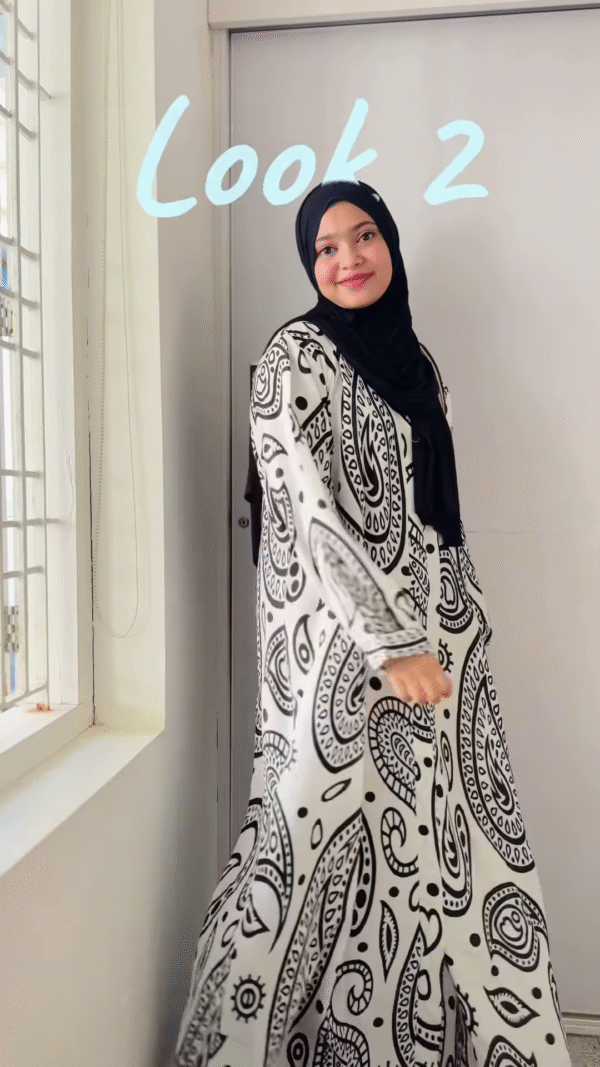 Soft Grace Pleated Abaya - Image 2