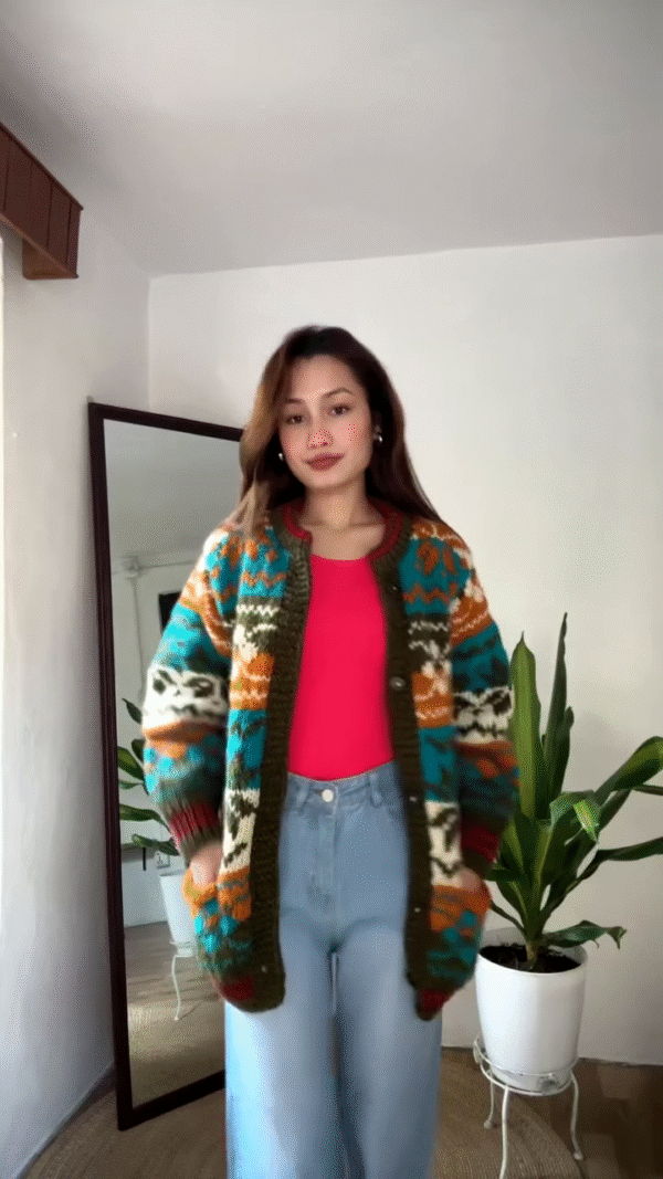 Multicolor Patterned Knit Cardigan 🧥🌈 – Styled Over Red Top & Light Blue Jeans - Image 3